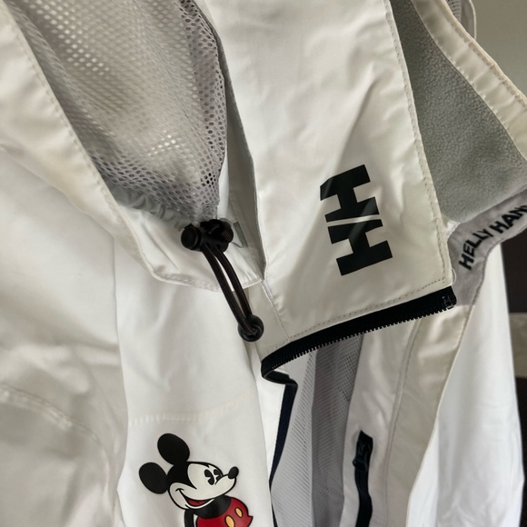 Helly Hansen Disney jacket - Picture 7 of 10